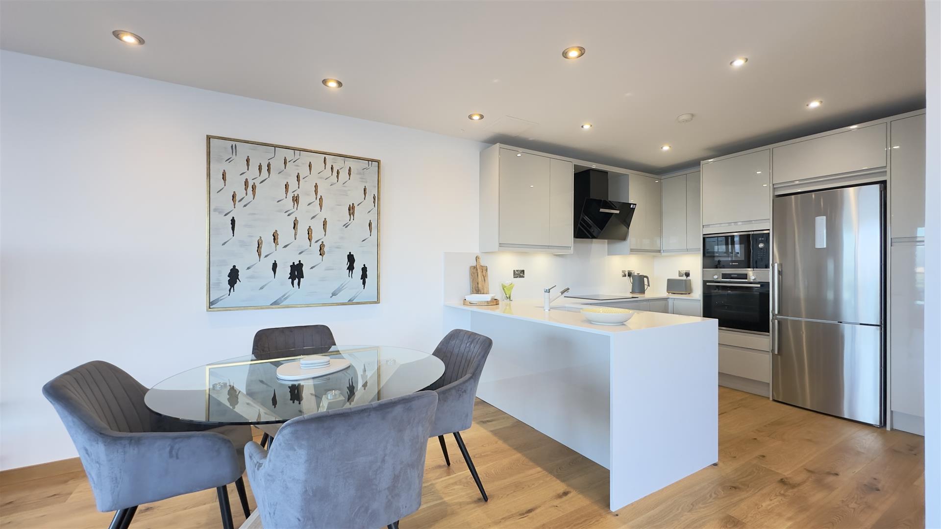 Image of Apartment - 2 Bedrooms - 2 Bathrooms for Rental in Royal Ocean Plaza-Gibraltar, Image 3